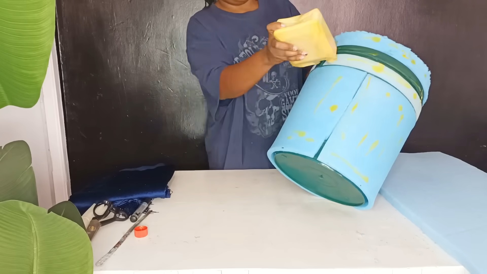 DIY Hocker aus Eimer