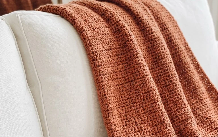 Crochet Old Fashioned Throw Blanket - in 12 sizes! - free pattern